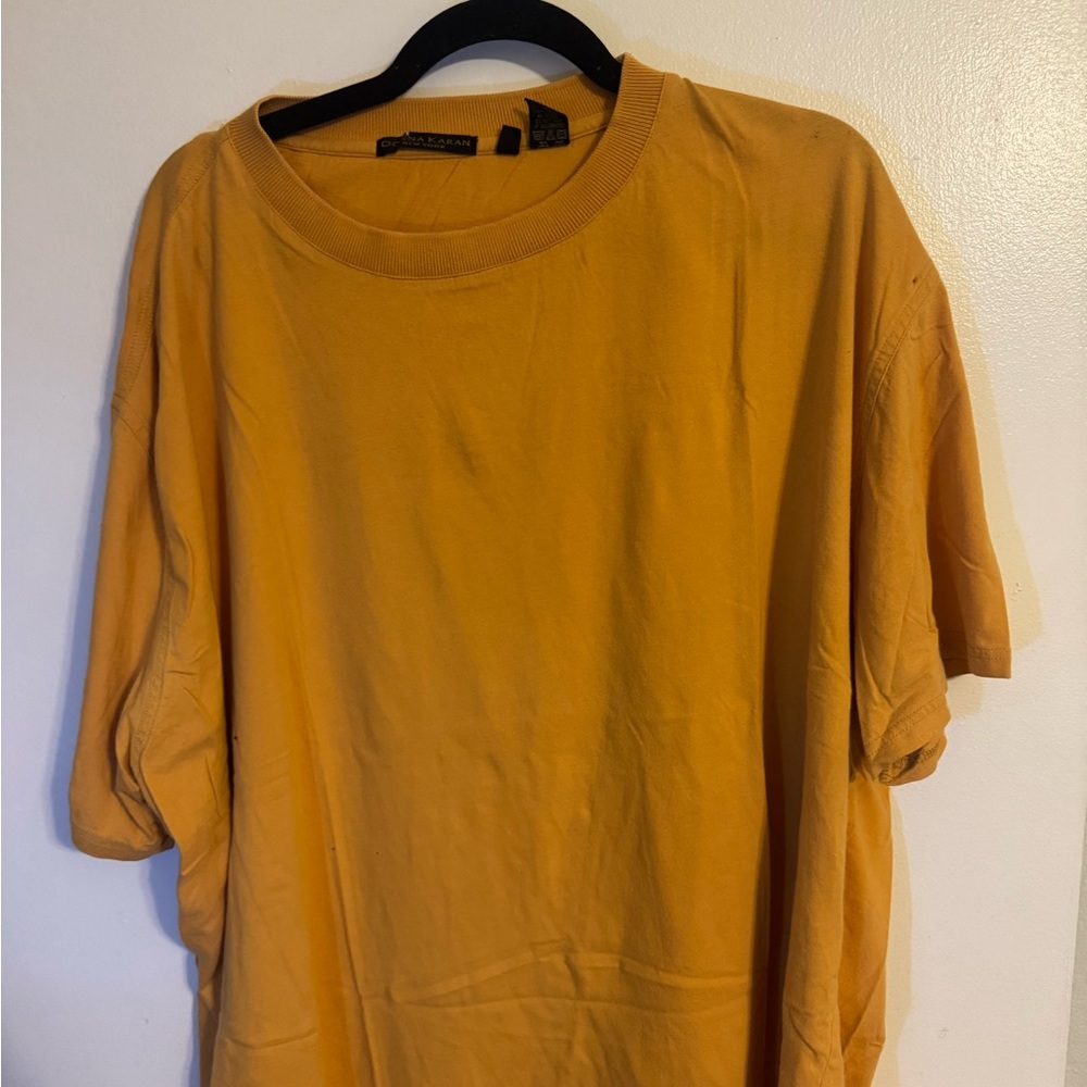 Donna Karan Men's Orange T-Shirt